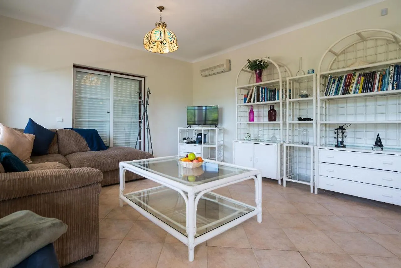 Casa Nadia Daire Alvor